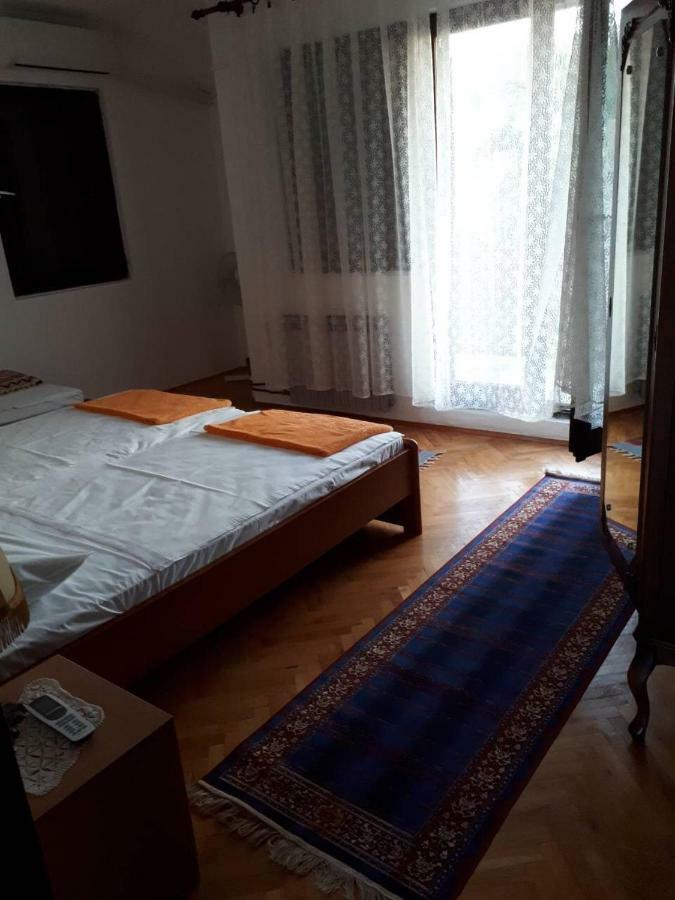 Oaza Mira Trogir Exterior foto